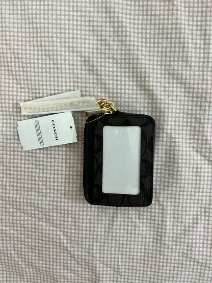 Coach Zip Card Case in Signature Canvas (Black)